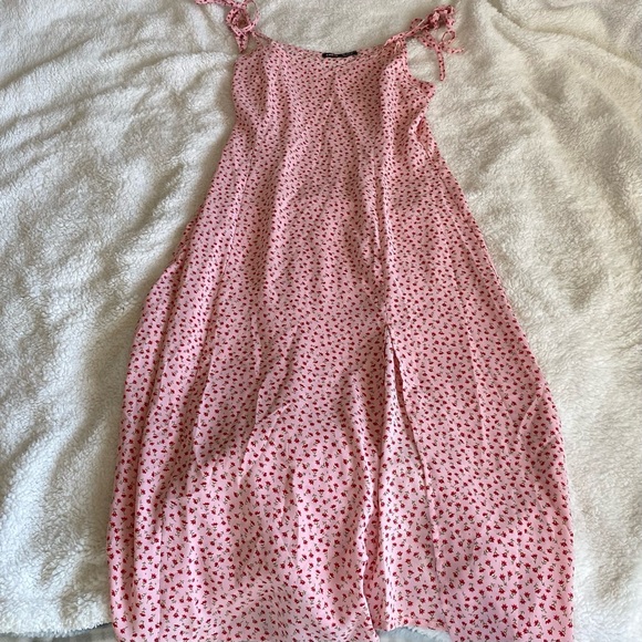 SHEIN Dresses & Skirts - Shein floral slit maxi dress size small